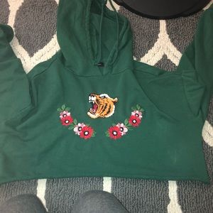 Cropped sweatshirt from pac sun